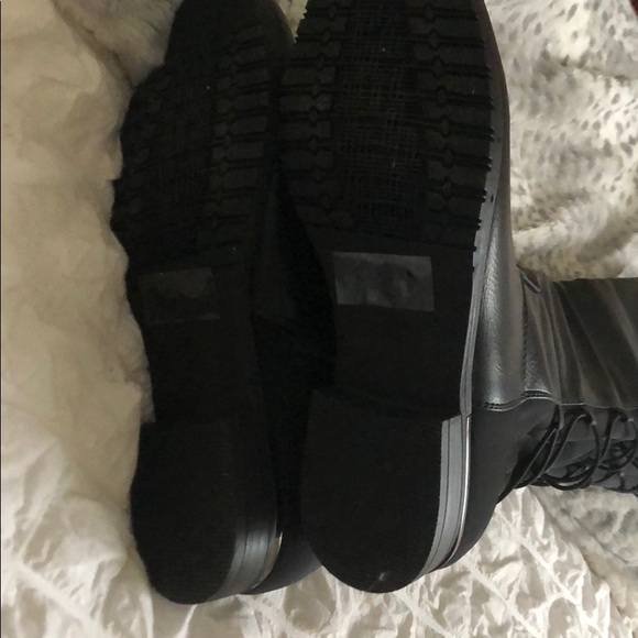 Black tall boots - Picture 4 of 4